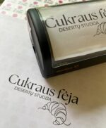 Antspaudas su logotipu