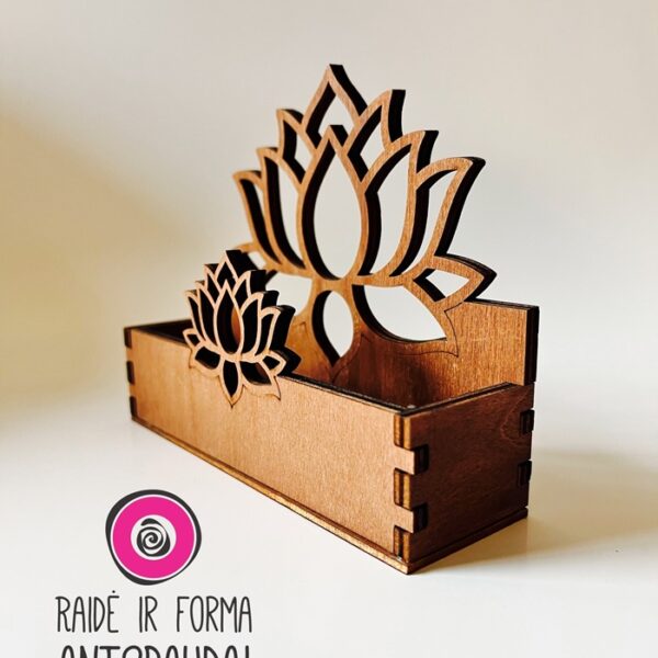 Medinis vizitinių kortelių dėklas